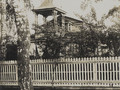 Ft_8_28 Фт-8/28 Неизвестный фотограф. «Останкино. Дворцовая улица. Дача Лаврова». Из альбома графа А.Д. Шереметева «Виды Марьиной Рощи и Останкина» 1913 г.